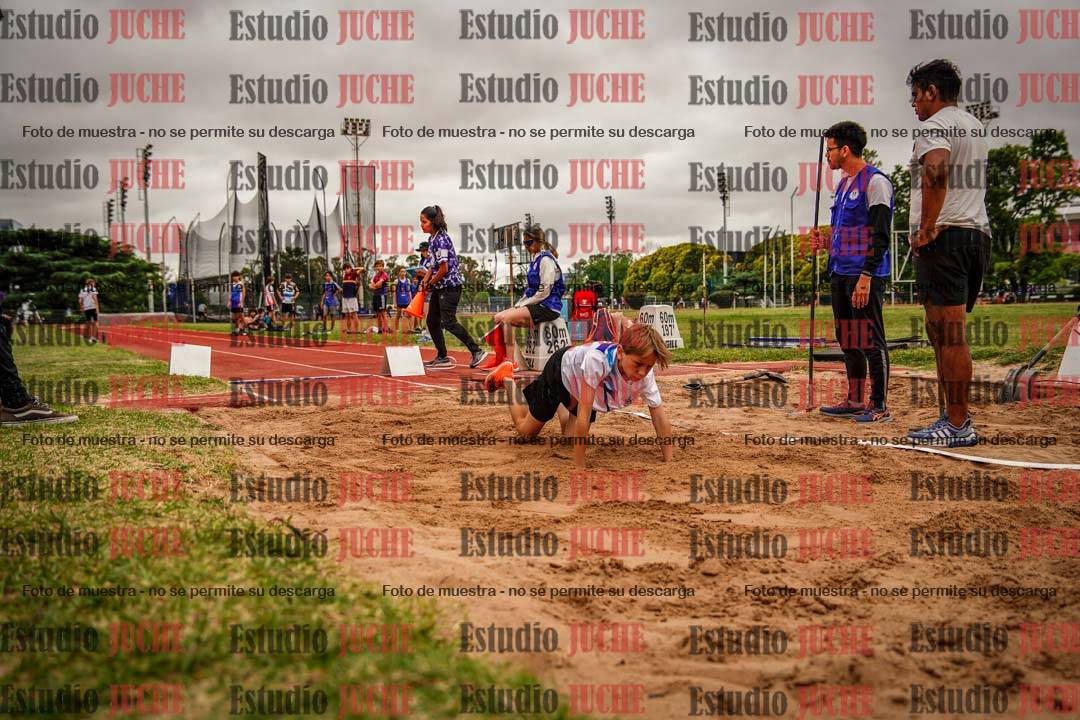 Fotos del salto en largo de varones - U14