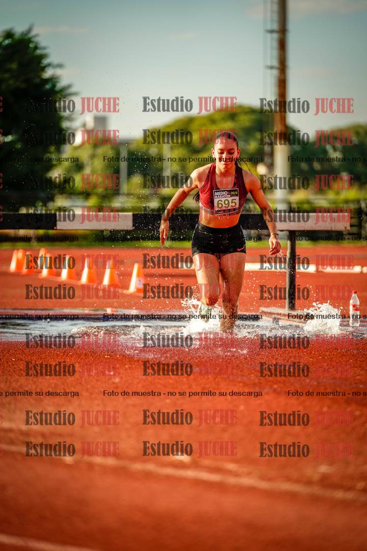 Fotos de los 2000 m con obstáculos de mujeres