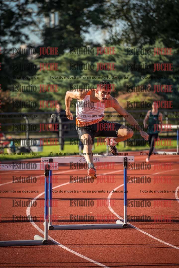 Fotos de los 400 m con vallas de varones