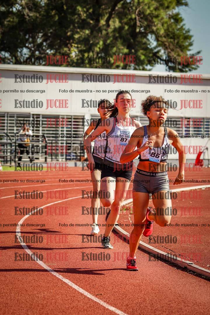 Fotos de los 600 m llanos de mujeres - U16