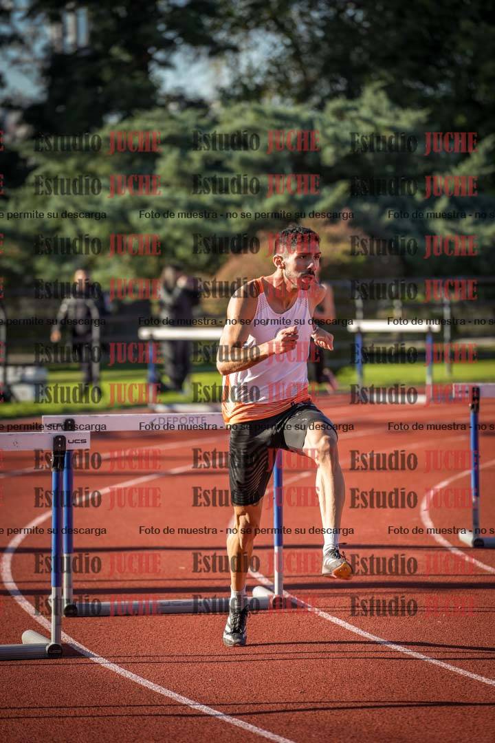 Fotos de los 400 m con vallas de varones