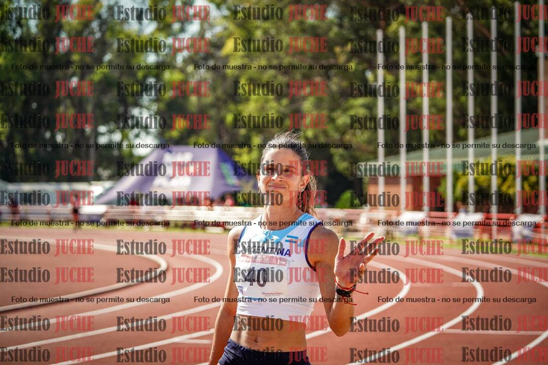Fotos de algunos extras y podios del día 1