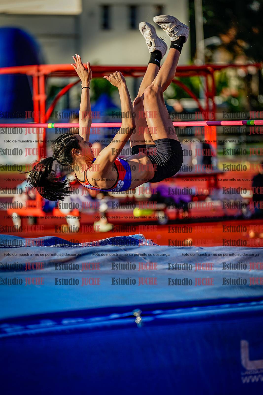 Fotos del salto en alto de mujeres