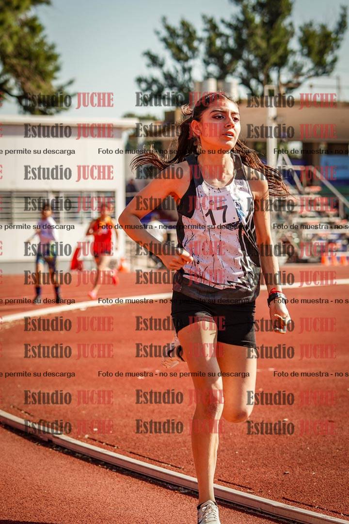 Fotos de los 600 m llanos de mujeres - U16