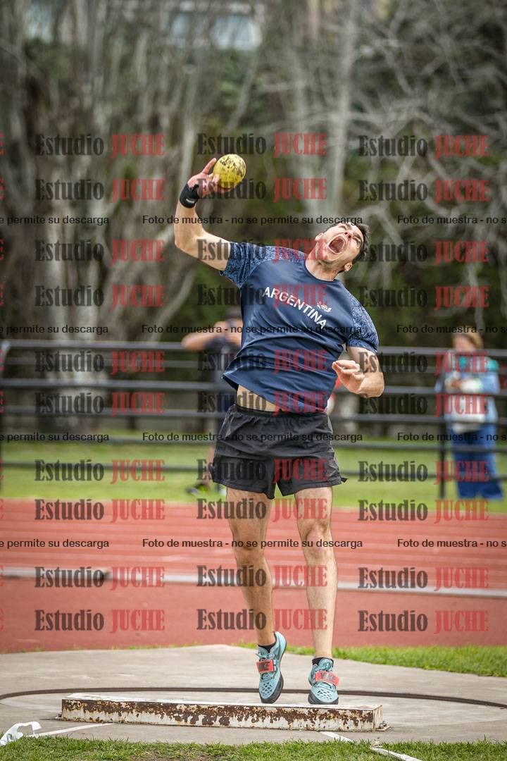 Fotos del lanzamiento de bala de varones