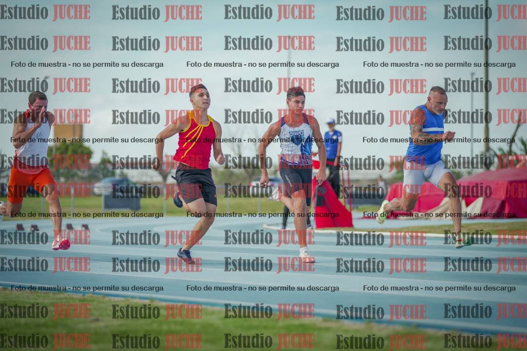 Fotos de los 100 m llanos de varones