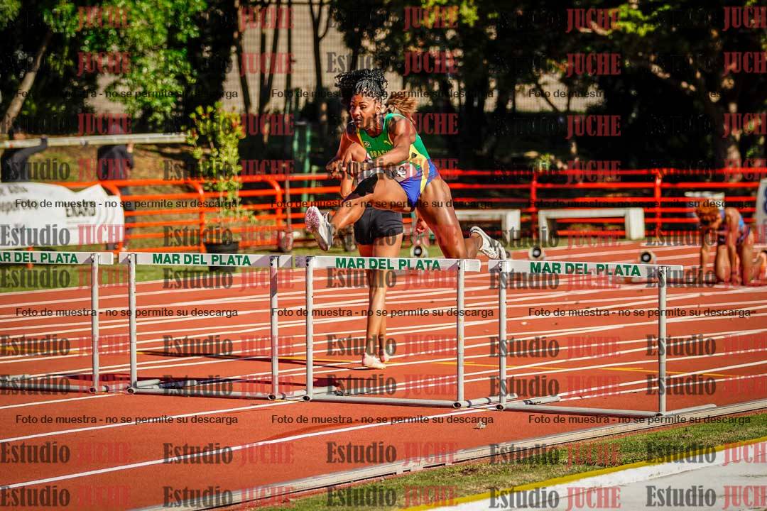 Fotos de los 100 m con vallas de mujeres - hepta 1