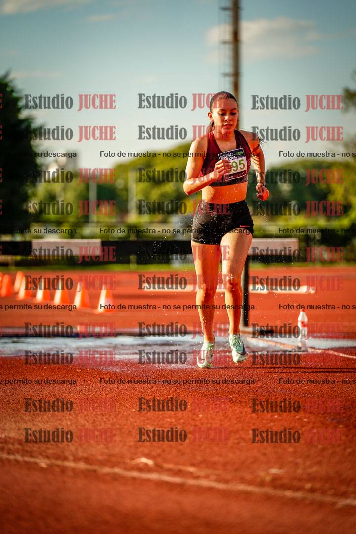 Fotos de los 2000 m con obstáculos de mujeres