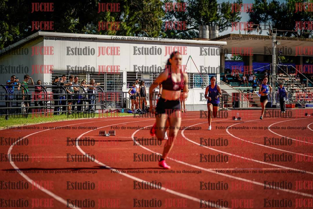 Fotos de los 400 m con vallas de mujeres