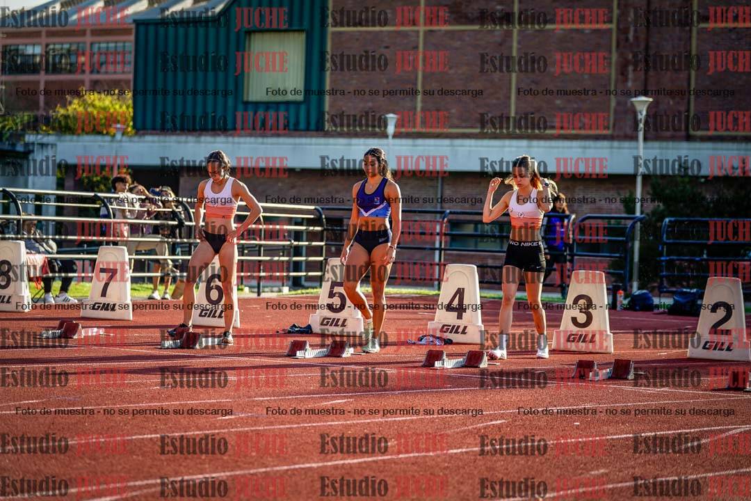 Fotos de los 100 m con vallas de mujeres