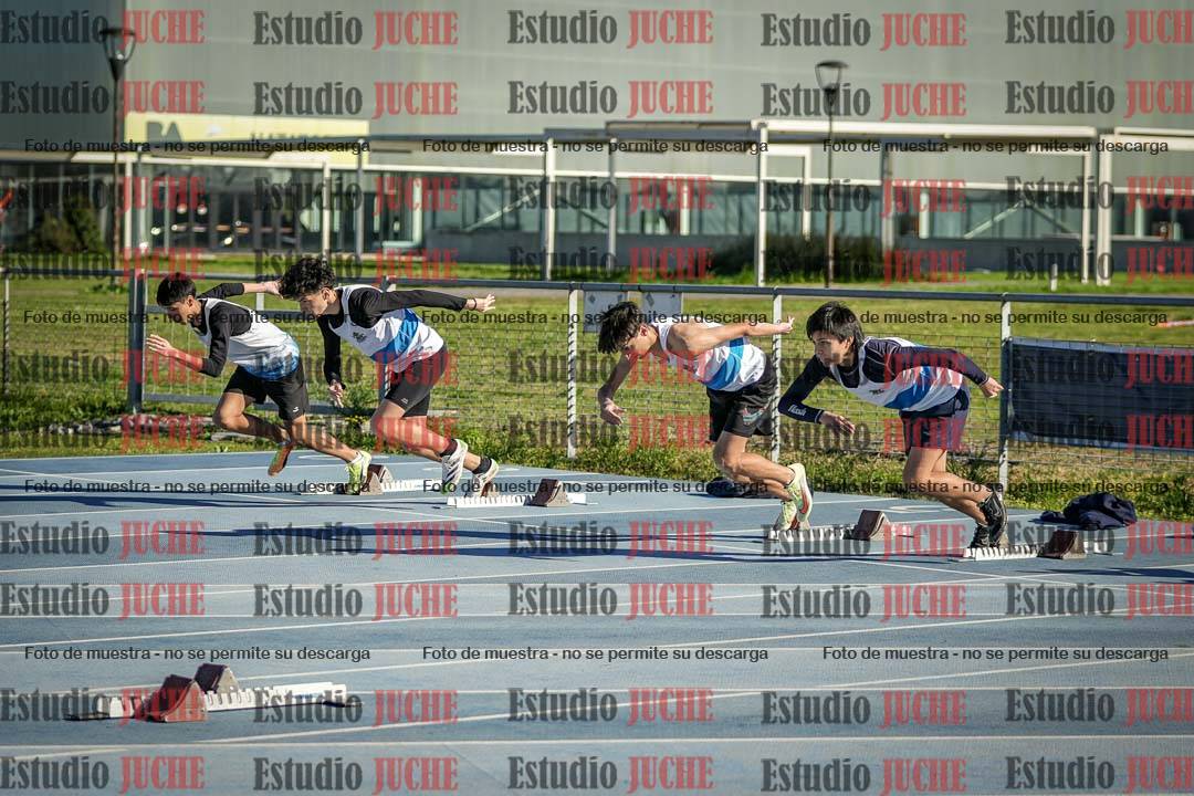 Fotos de los 110 m con vallas de varones - U17 (incluye heptatlón)