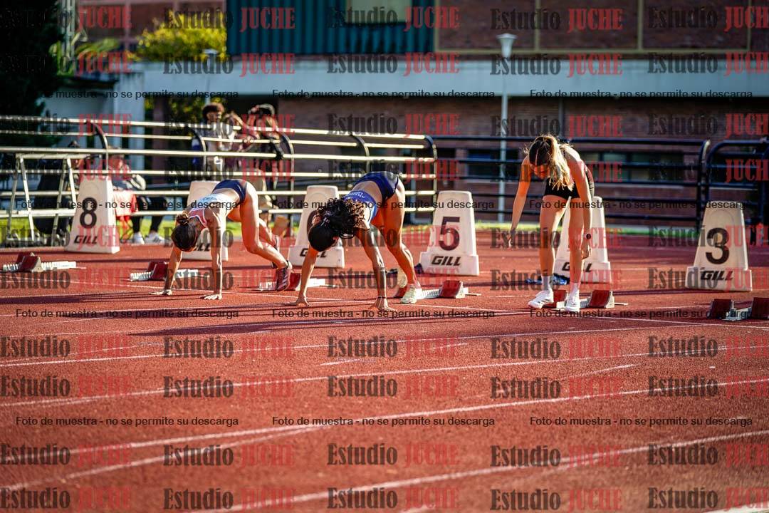 Fotos de los 100 m con vallas de mujeres
