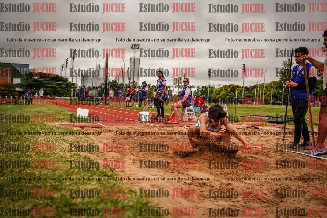Fotos del salto en largo de varones - U14