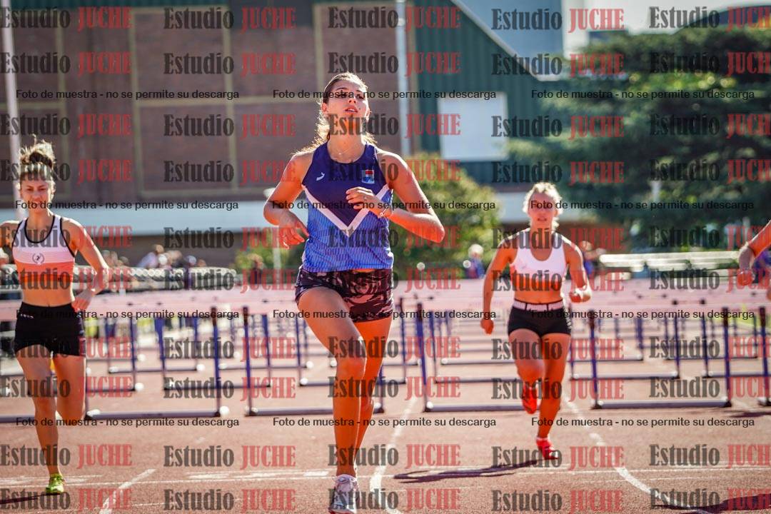 Fotos de los 100 m con vallas de mujeres
