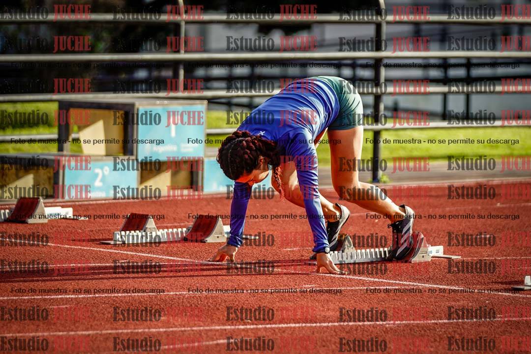 Fotos de los 100 m con vallas de mujeres