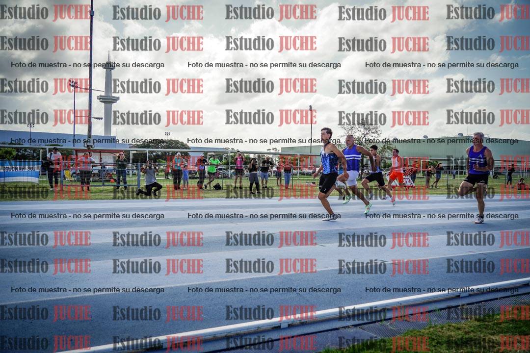 Fotos de los 100 m llanos de varones