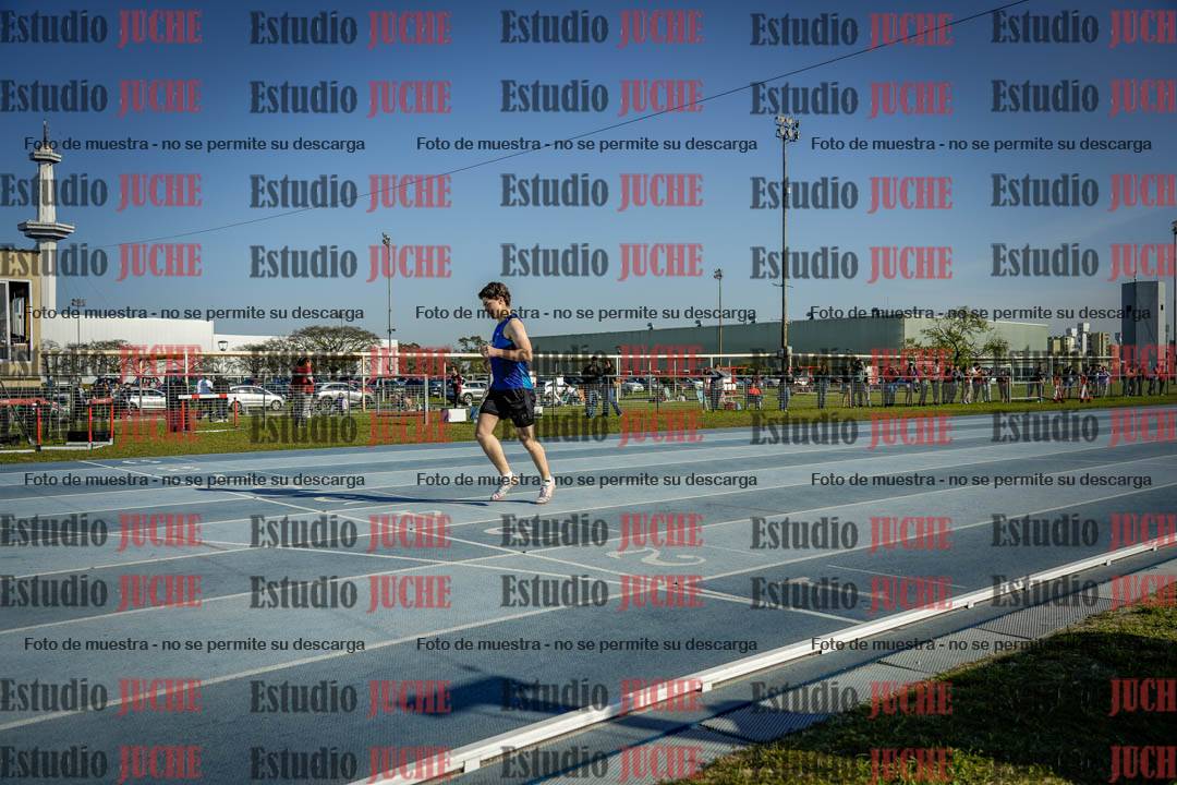 Fotos de los 400 m con vallas de varones