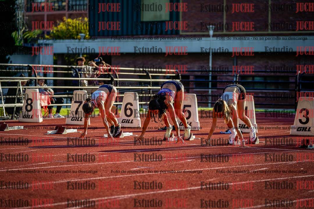 Fotos de los 100 m con vallas de mujeres