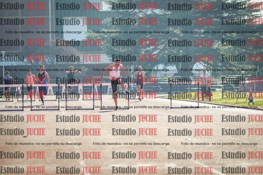 Fotos de los 400 m con vallas de varones