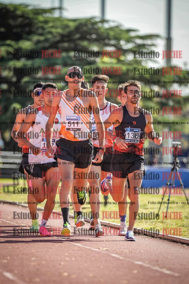 Fotos de los 10.000 m de varones - serie 1