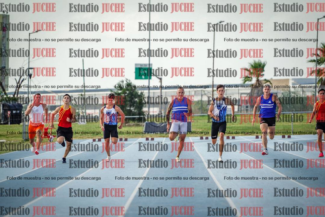 Fotos de los 100 m llanos de varones