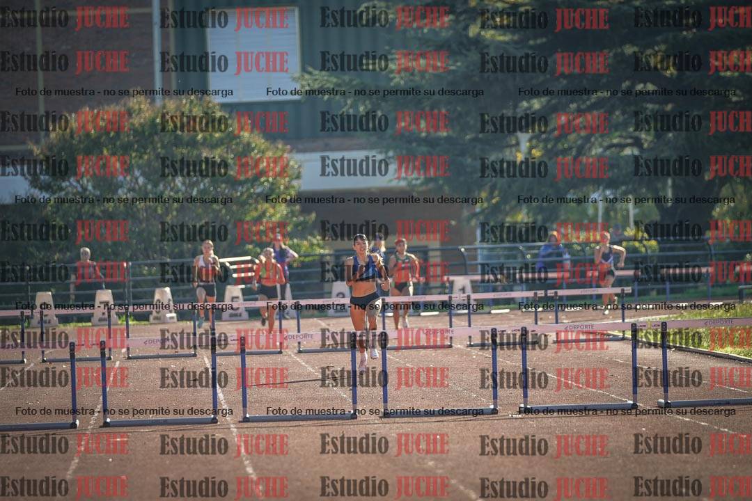 Fotos de los 400 m con vallas de mujeres