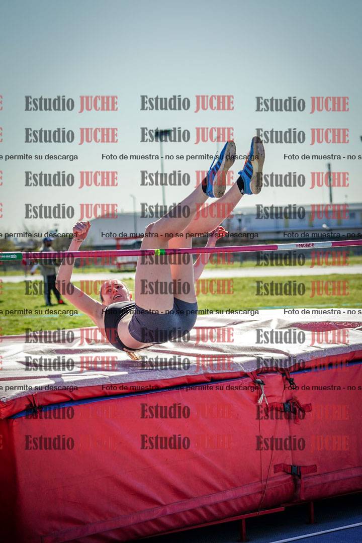 Fotos del salto en alto de mujeres