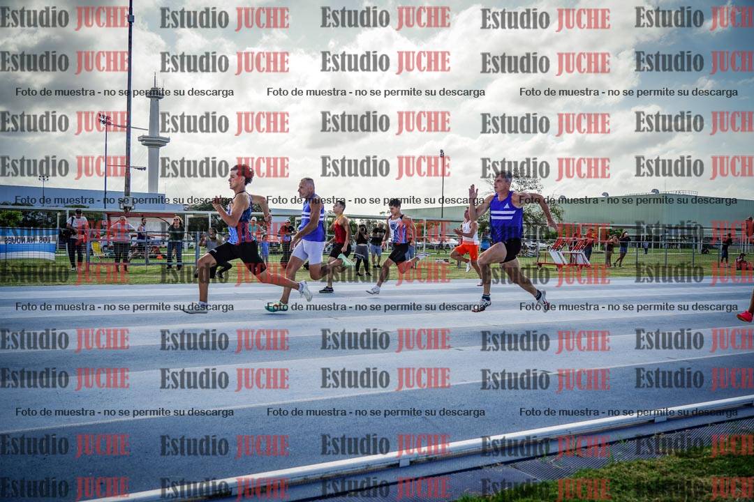 Fotos de los 100 m llanos de varones