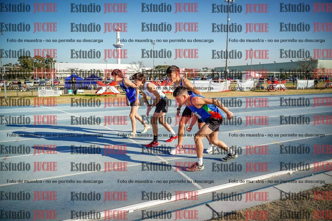 Fotos de los 2000 m con obstáculos de varones