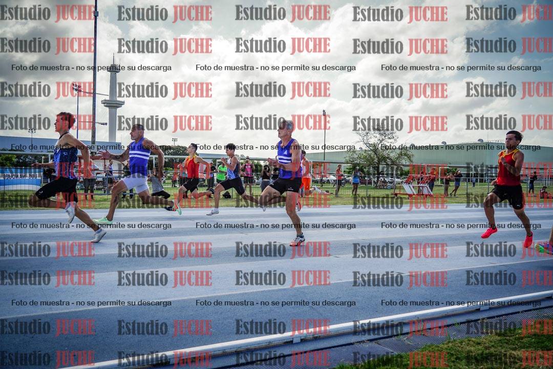 Fotos de los 100 m llanos de varones
