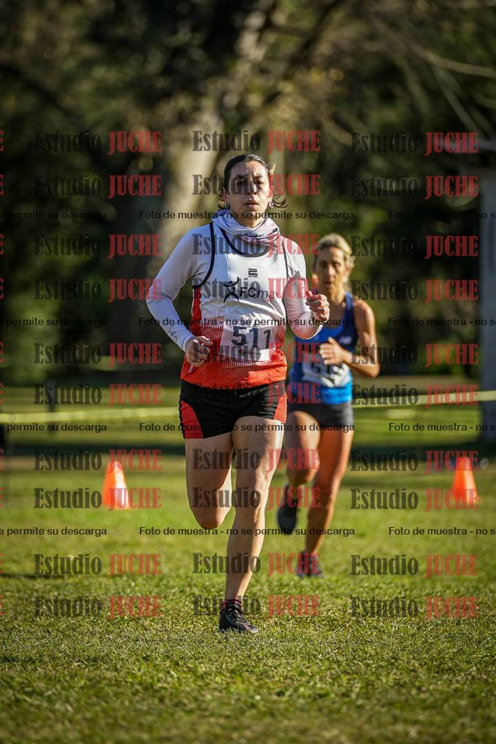 Fotos de la llegada del cross de 4000 m - mujeres