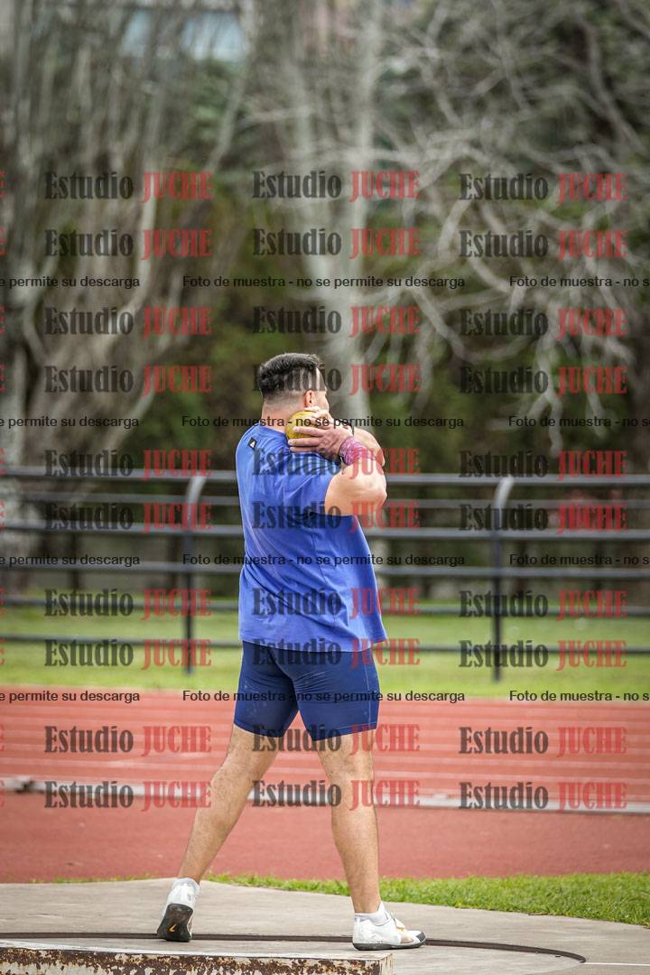 Fotos del lanzamiento de bala de varones