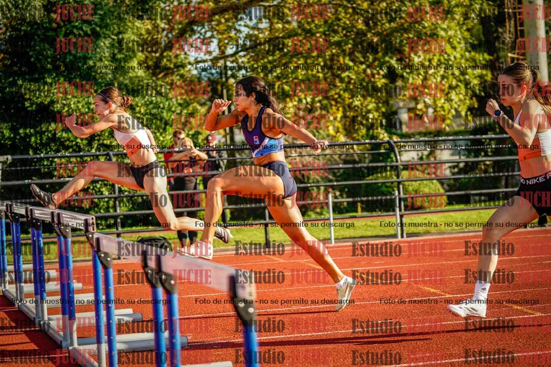 Fotos de los 100 m con vallas de mujeres