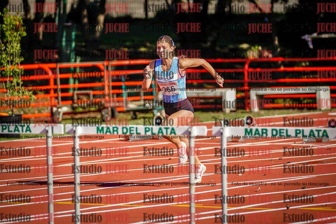 Fotos de los 100 m con vallas de mujeres - hepta 1