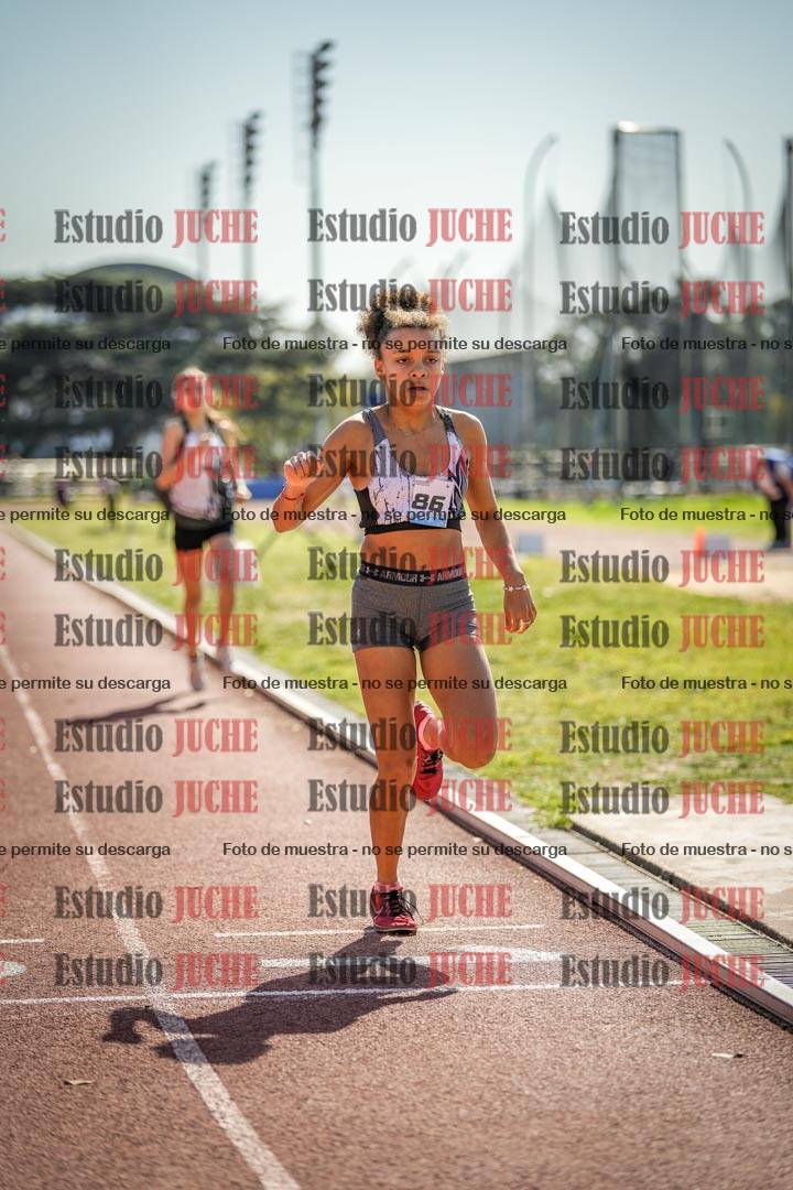 Fotos de los 600 m llanos de mujeres - U16