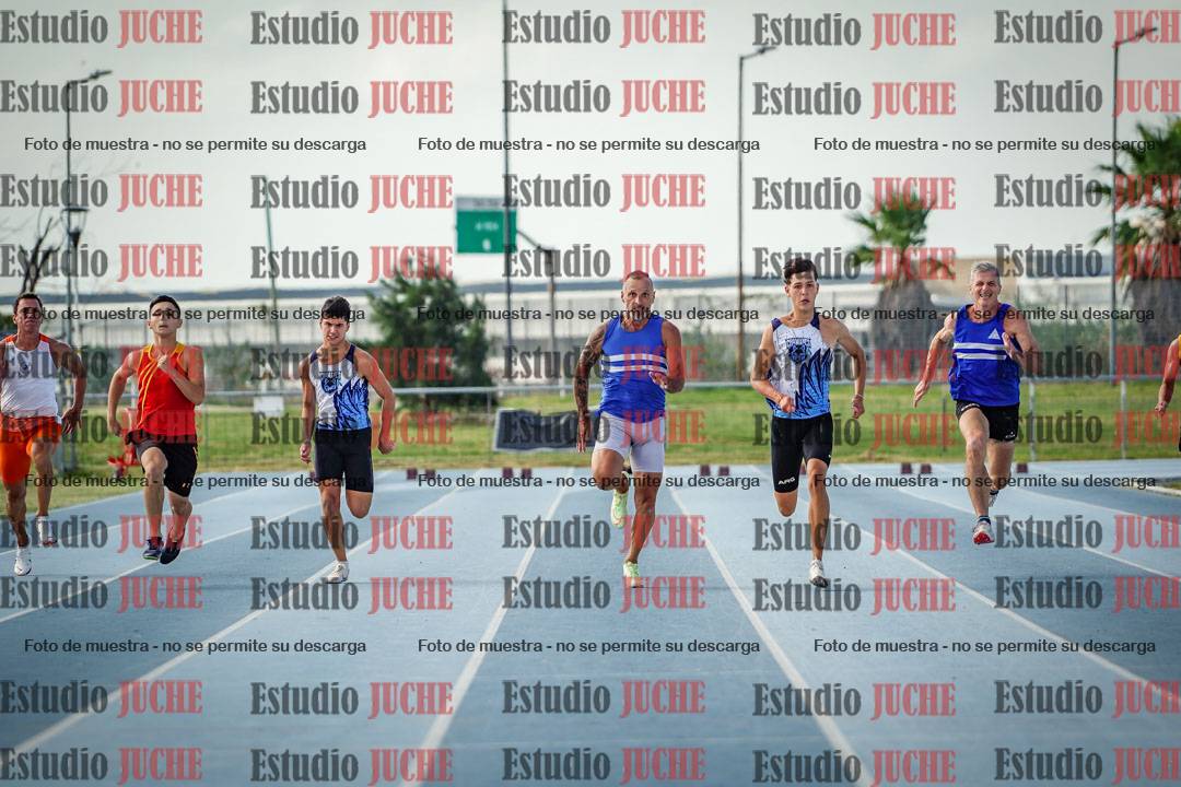 Fotos de los 100 m llanos de varones