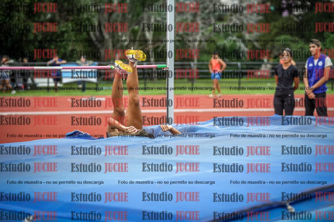 Fotos del salto en alto - grupo 1