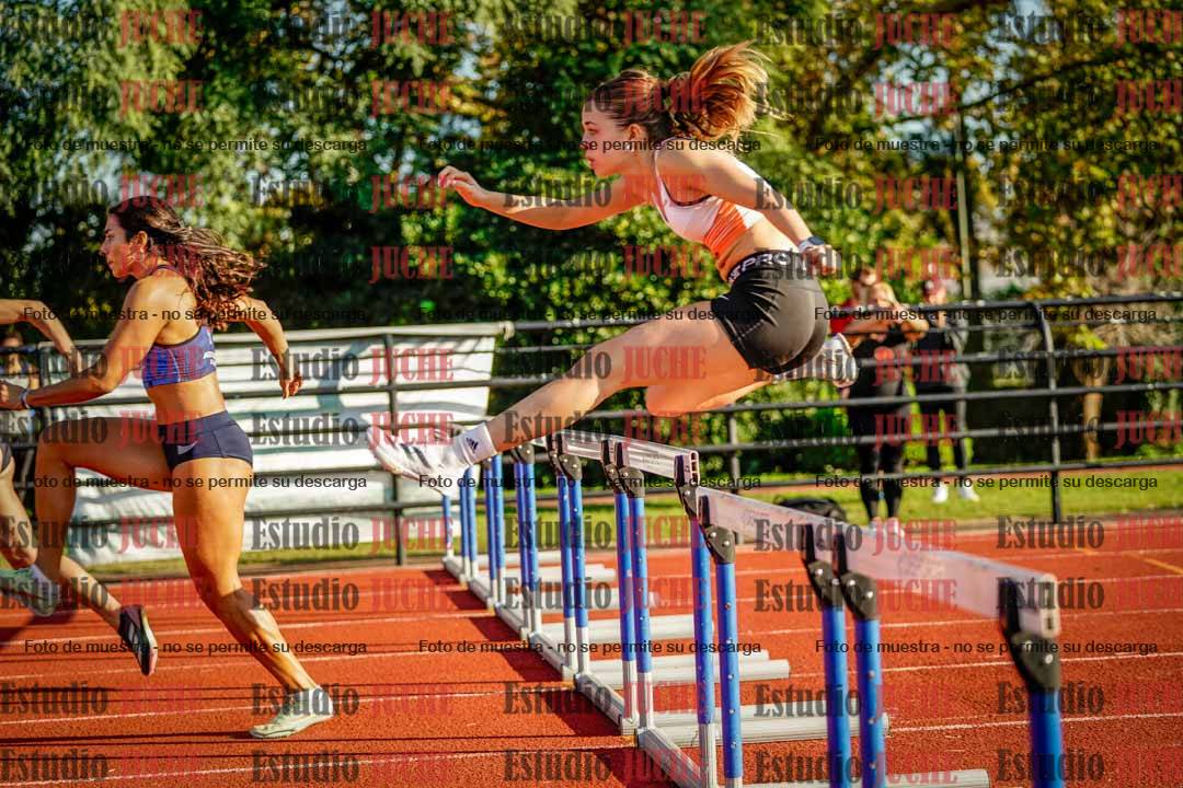 Fotos de los 100 m con vallas de mujeres