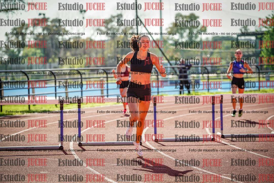 Fotos de los 400 m con vallas de mujeres