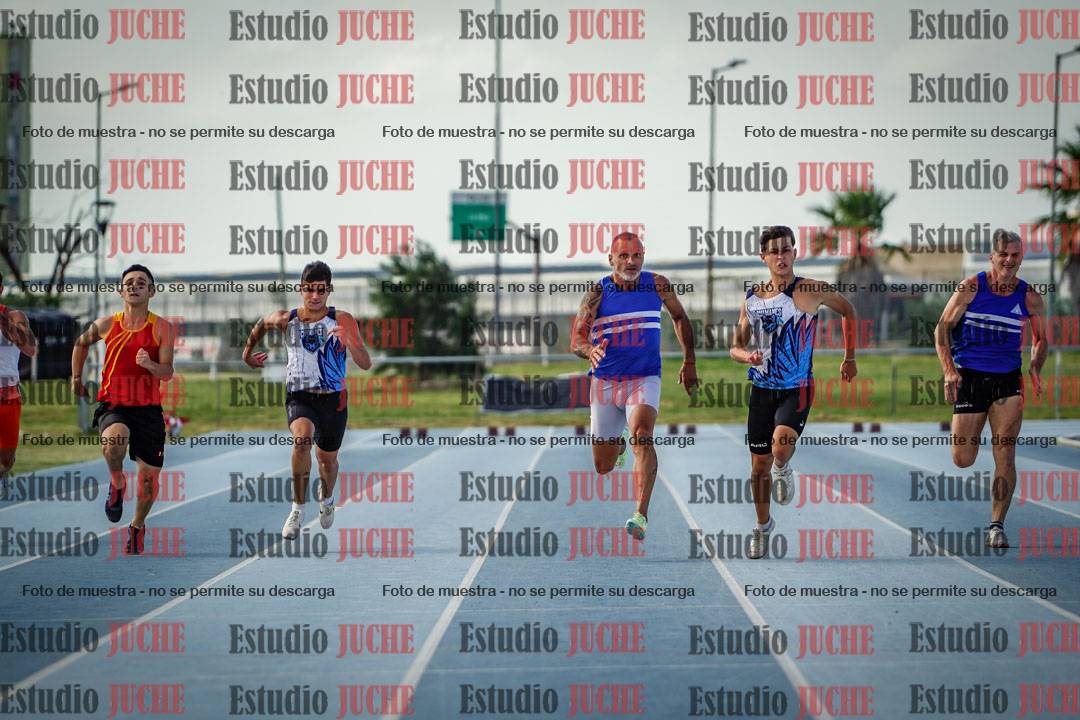 Fotos de los 100 m llanos de varones