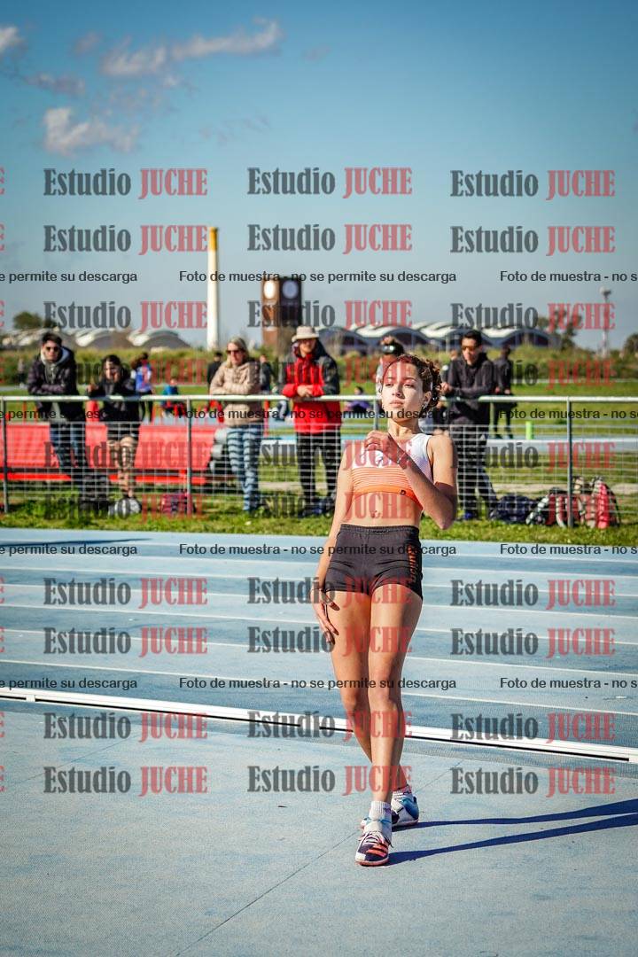 Fotos del salto en alto de mujeres