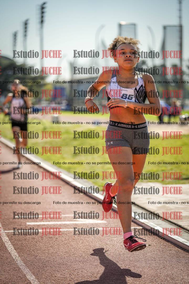Fotos de los 600 m llanos de mujeres - U16