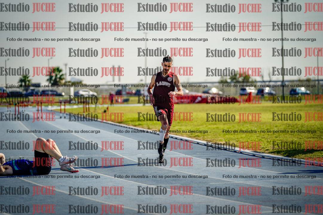 Fotos de los 400 m con vallas de varones