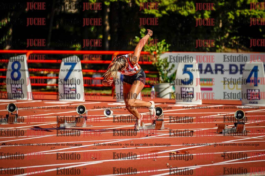 Fotos de los 100 m con vallas de mujeres - hepta 1