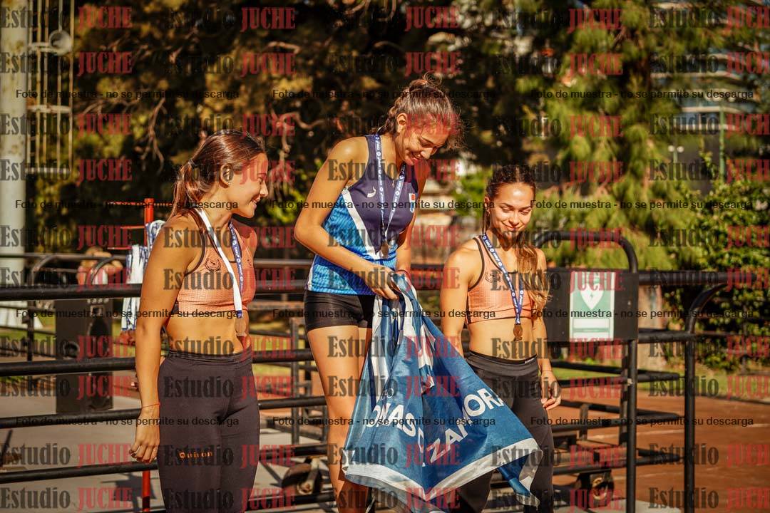 Fotos de algunos podios y extras del torneo