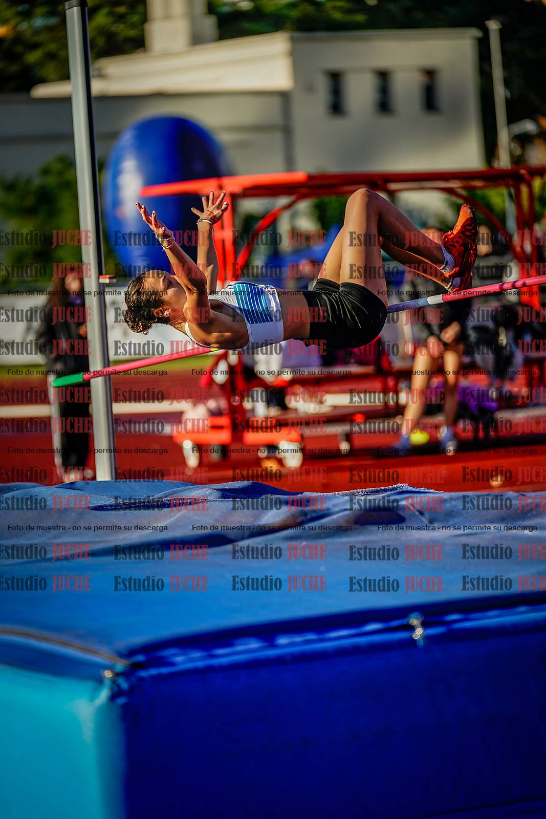 Fotos del salto en alto de mujeres
