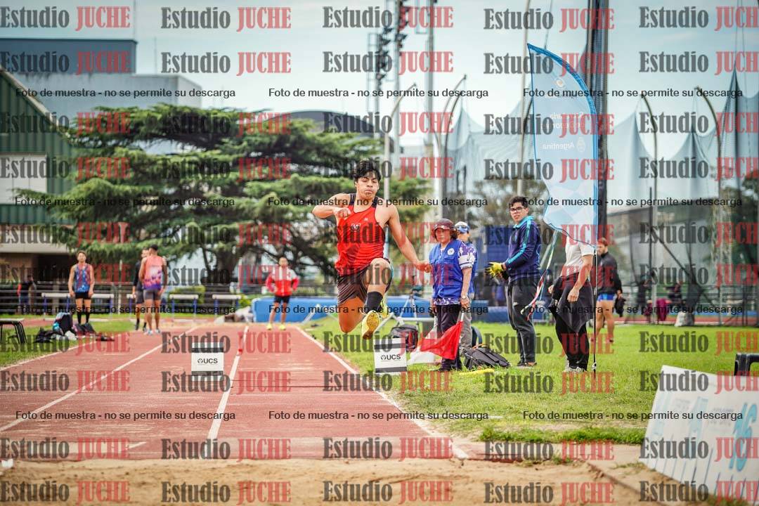 Fotos del salto triple de varones