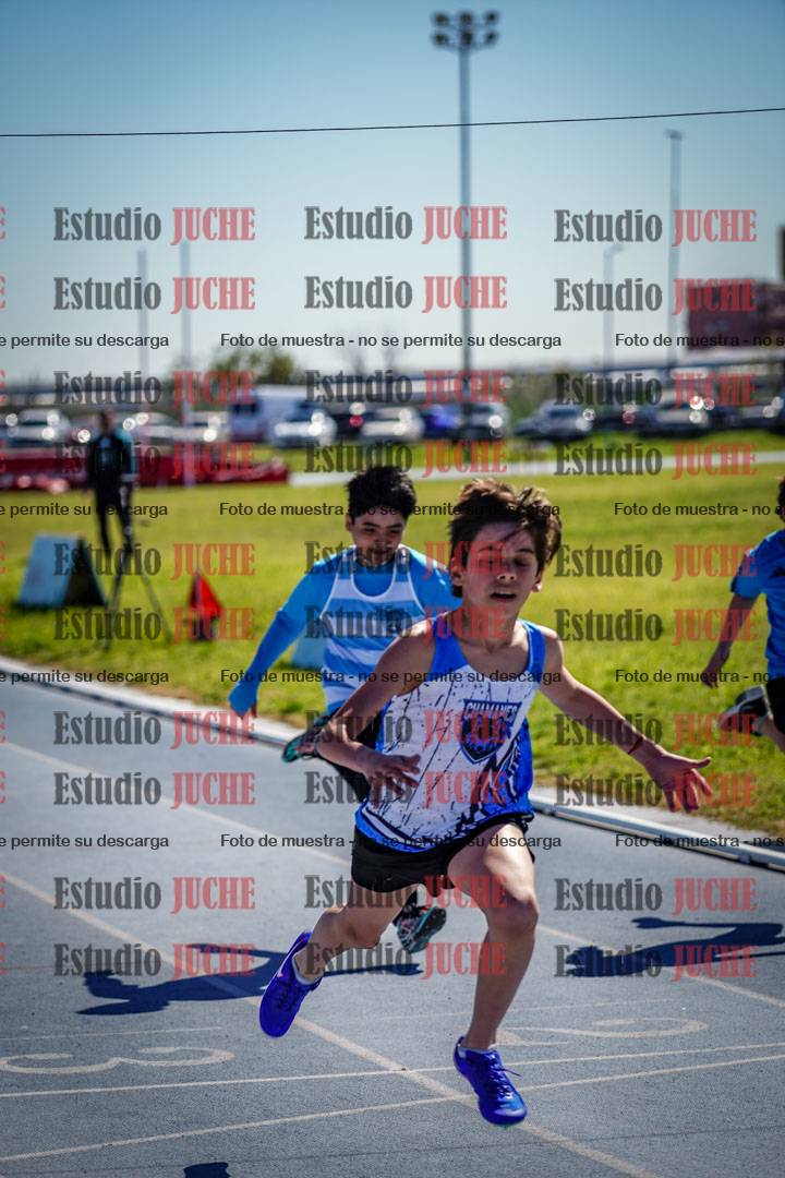 Fotos de los 50 m llanos de varones