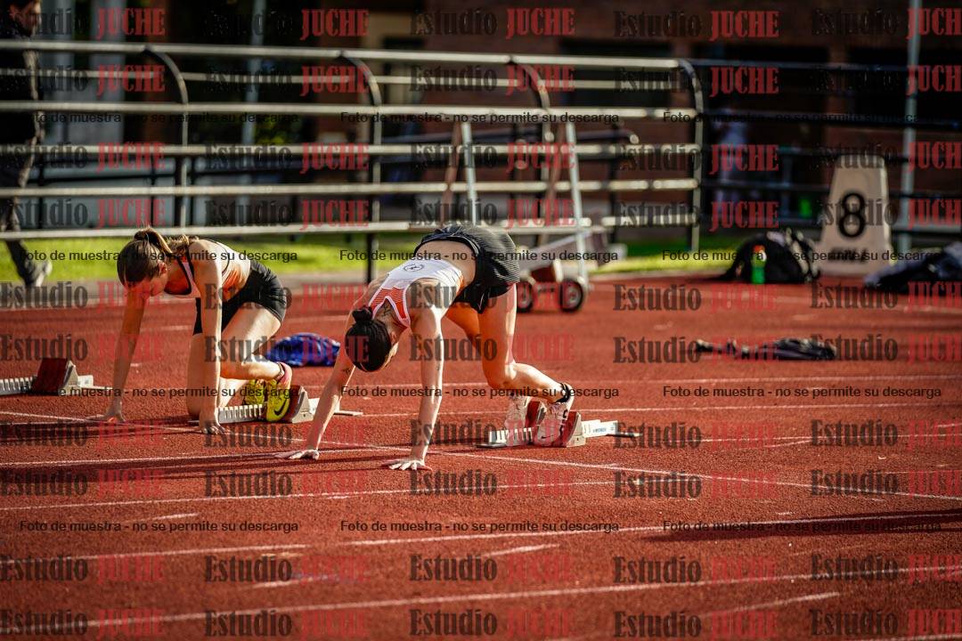 Fotos de los 100 m con vallas de mujeres