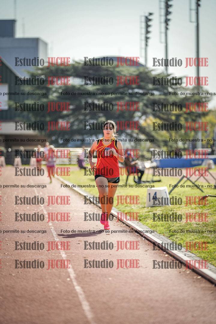 Fotos de los 600 m llanos de mujeres - U16